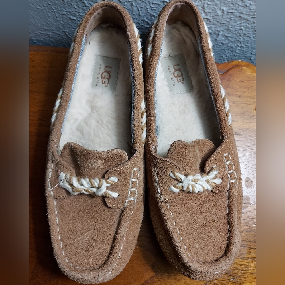 UGG Genoa Chestnut  Suede Nautical Slip-ons Size 6